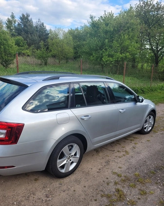 Skoda Octavia cena 46900 przebieg: 175000, rok produkcji 2018 z Mosina małe 191